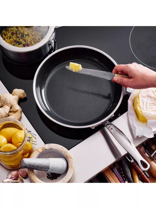 Łatwość czyszczenia – Możliwość mycia w zmywarce