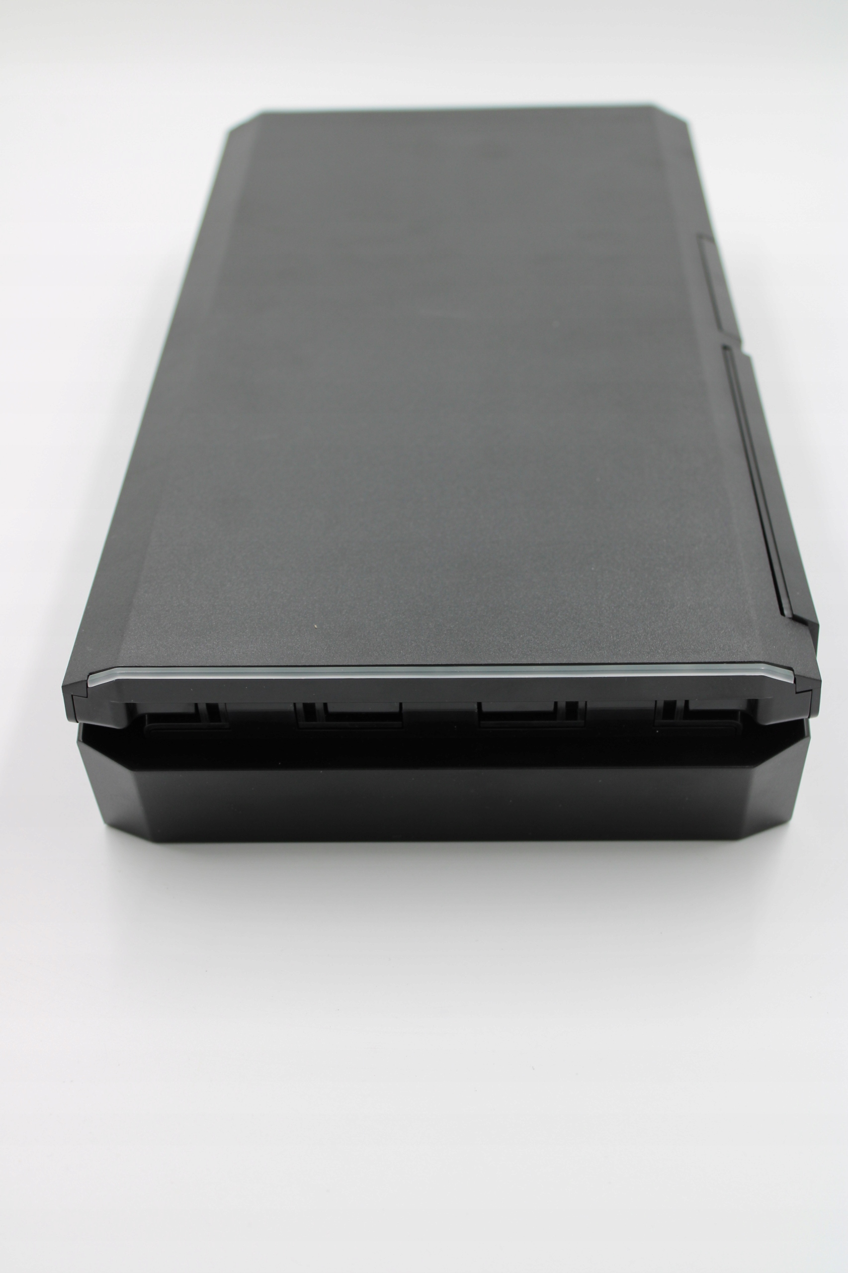 Wbudowane złącze USB 2.0 i dodatkowe akcesoria