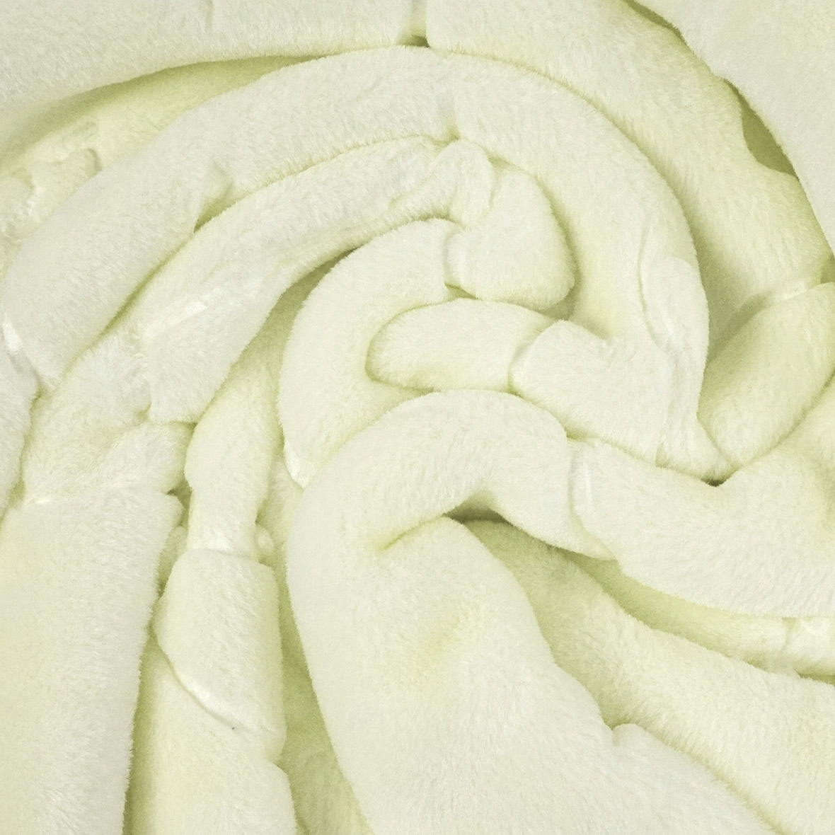 Właściwości materiału – Akryl jako doskonały wybór dla niemowląt