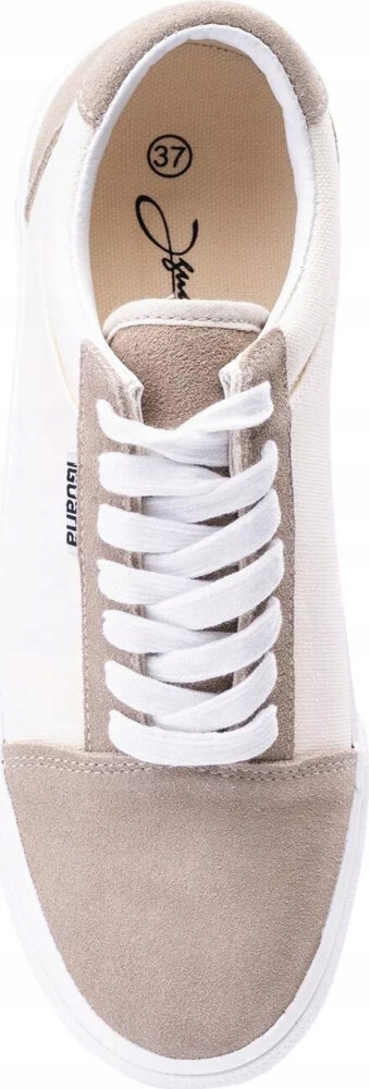 Sznurowana cholewka dla lepszego dopasowania