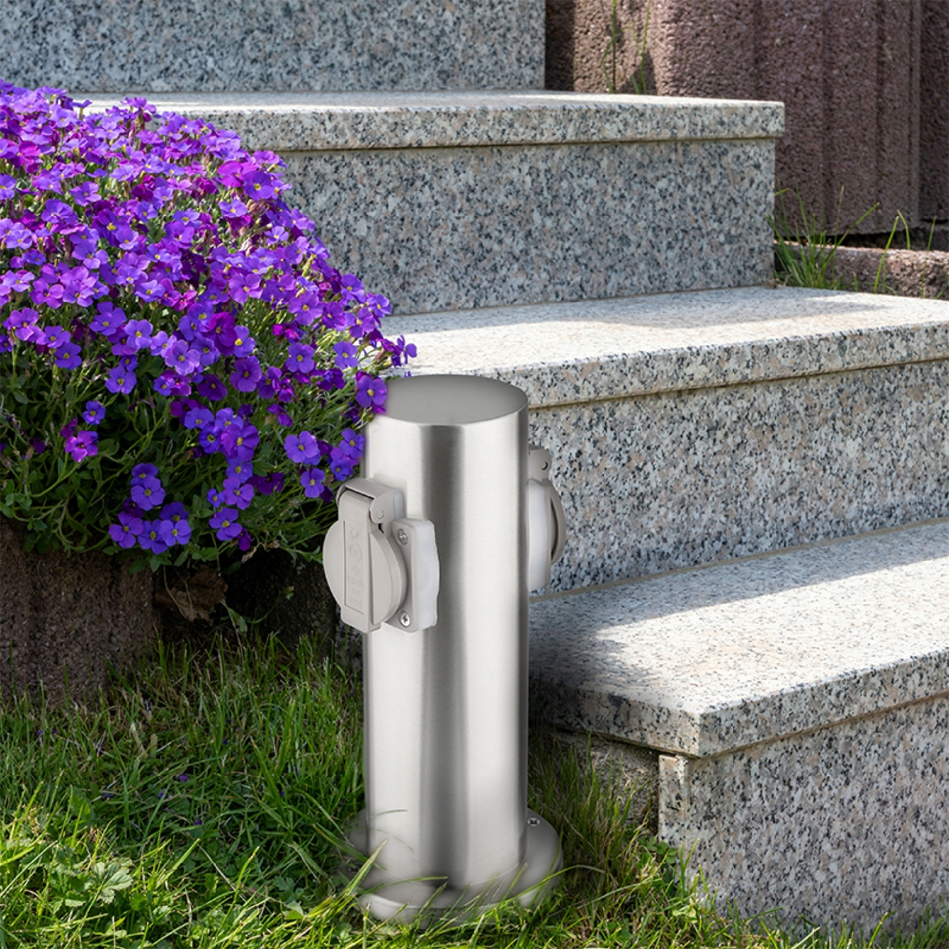 Stylowy design – Srebrny cylinder do ogrodu