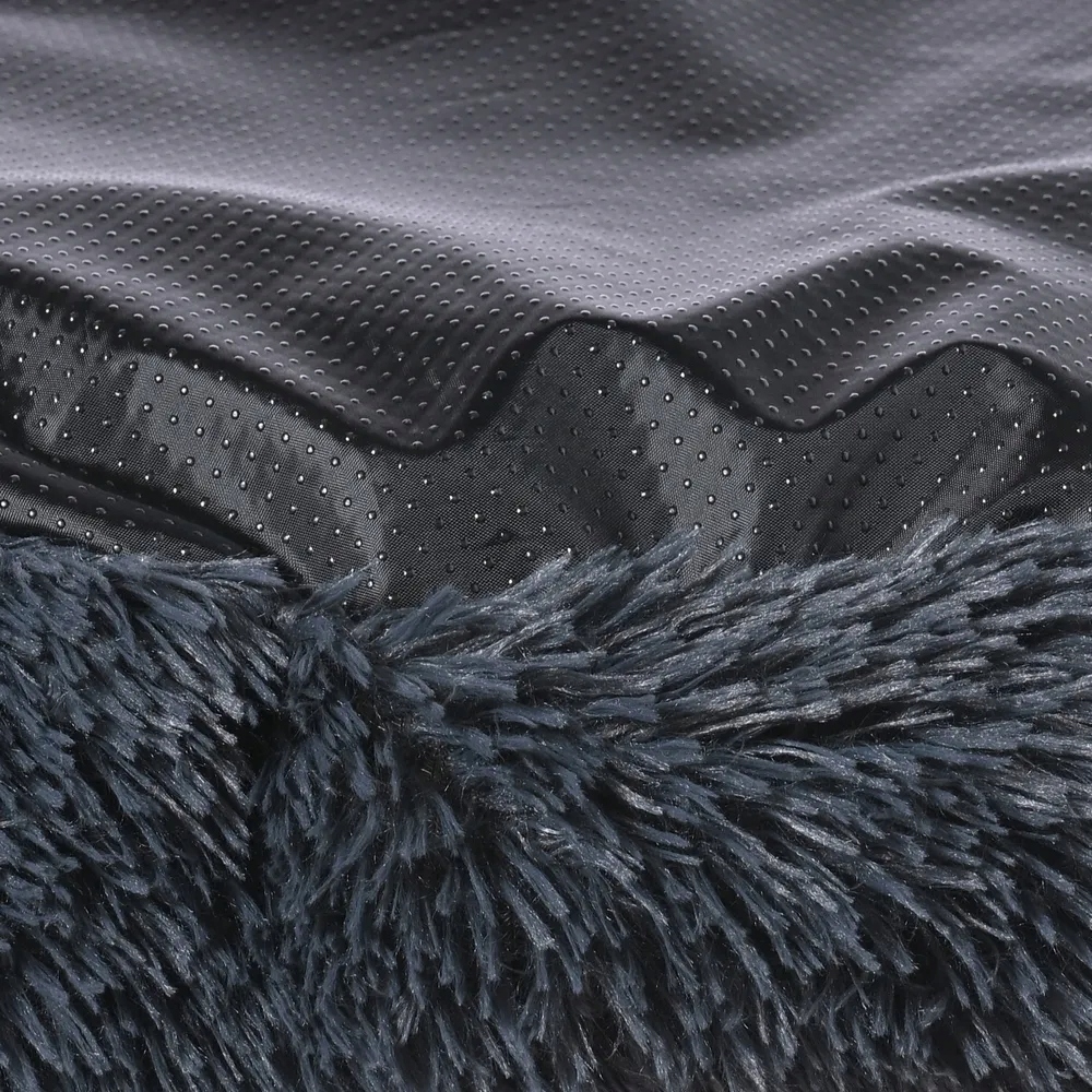 Antypoślizgowy spód dla większej stabilności