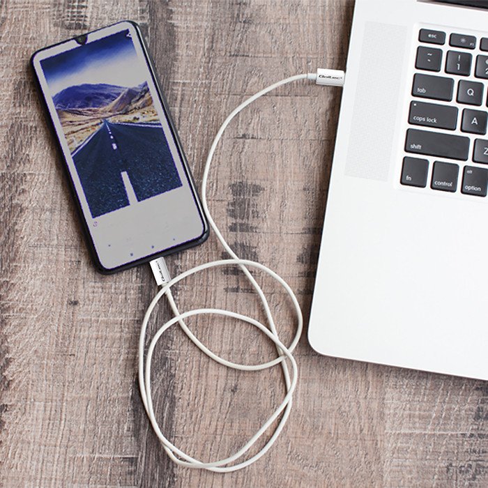 Uniwersalność złącza USB typu C – Idealne dla laptopów i smartfonów