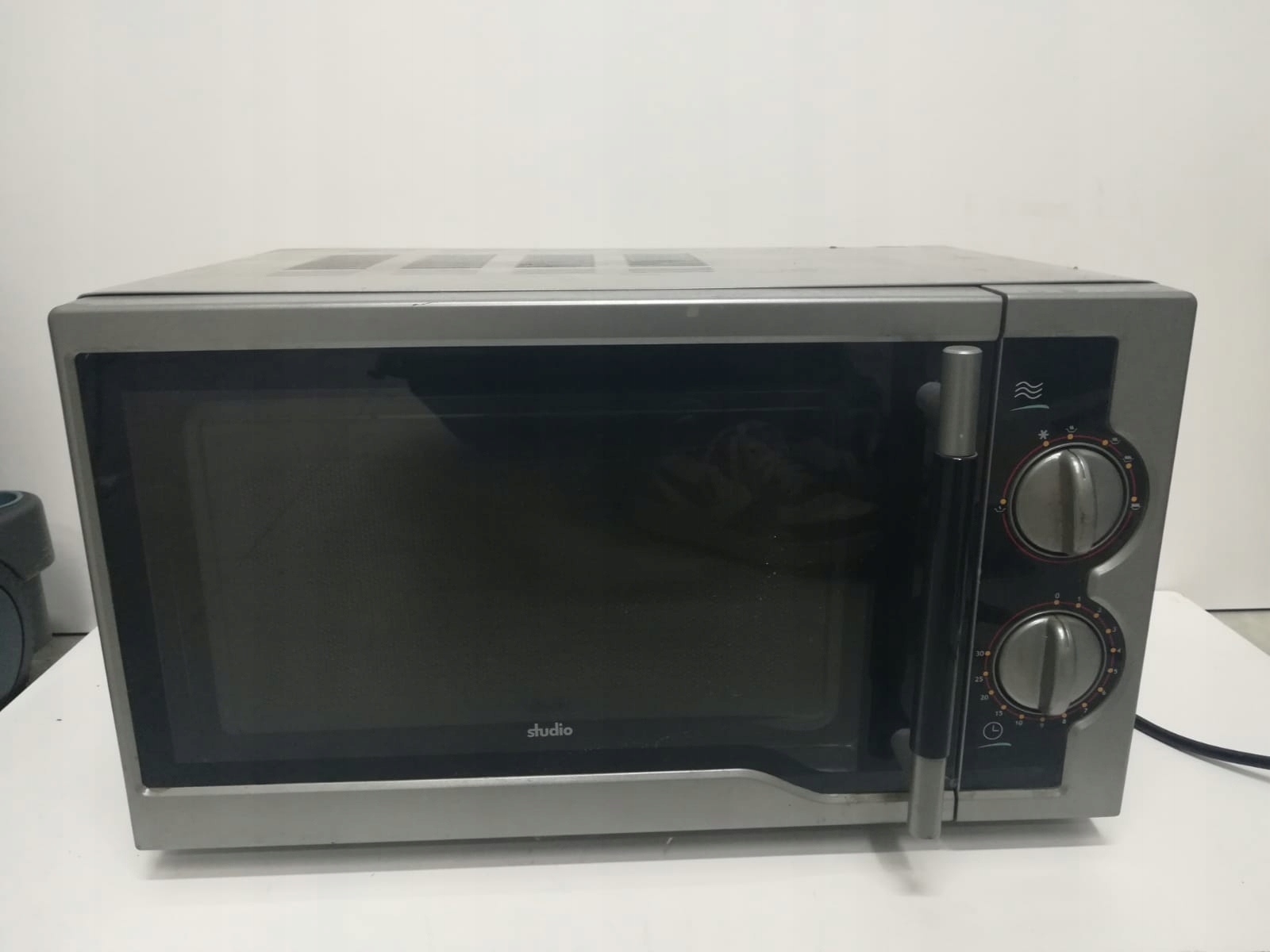 Zabezpieczenie przed dziećmi – Bezpieczeństwo w każdej kuchni