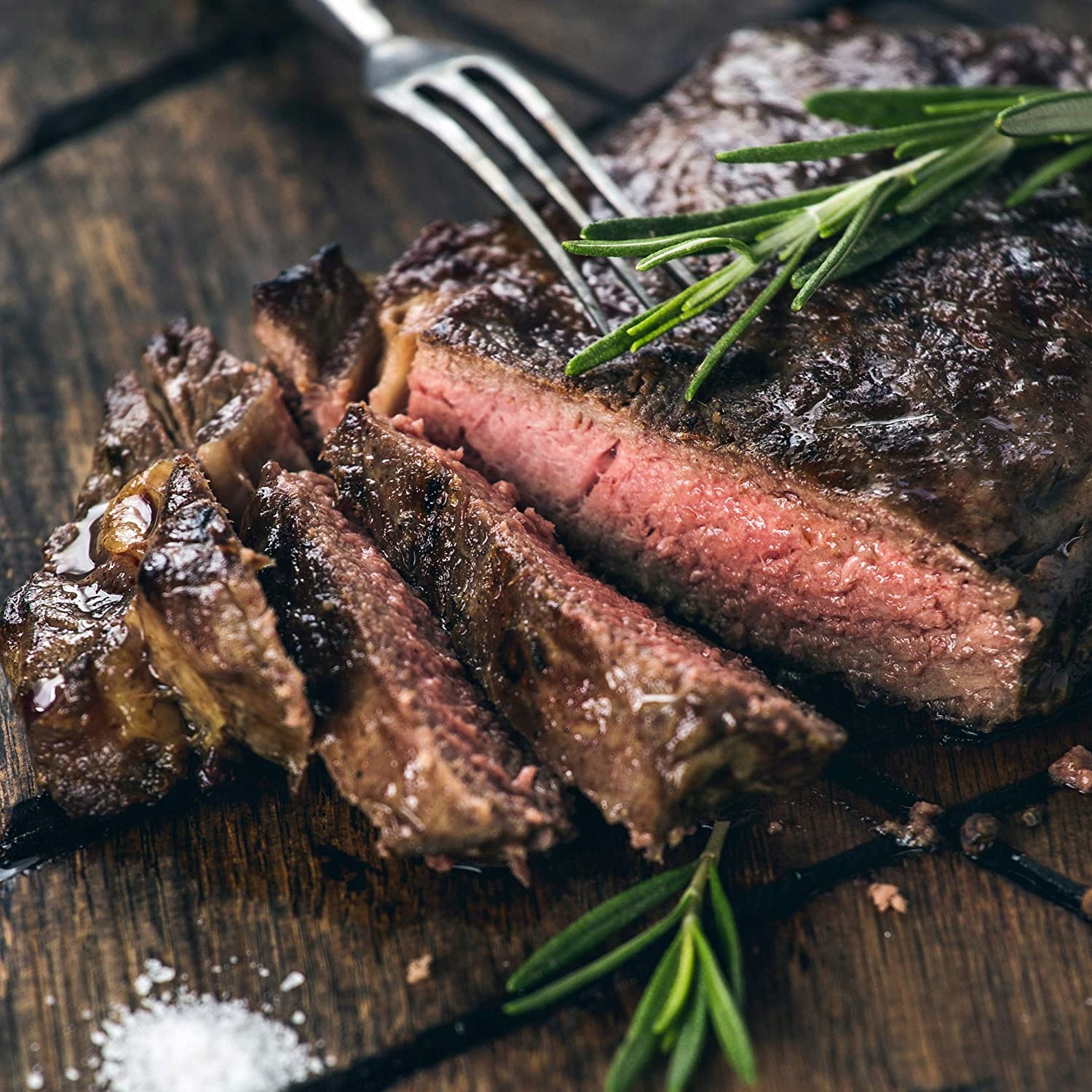 6 programów grillowania z zaprogramowanymi temperaturami