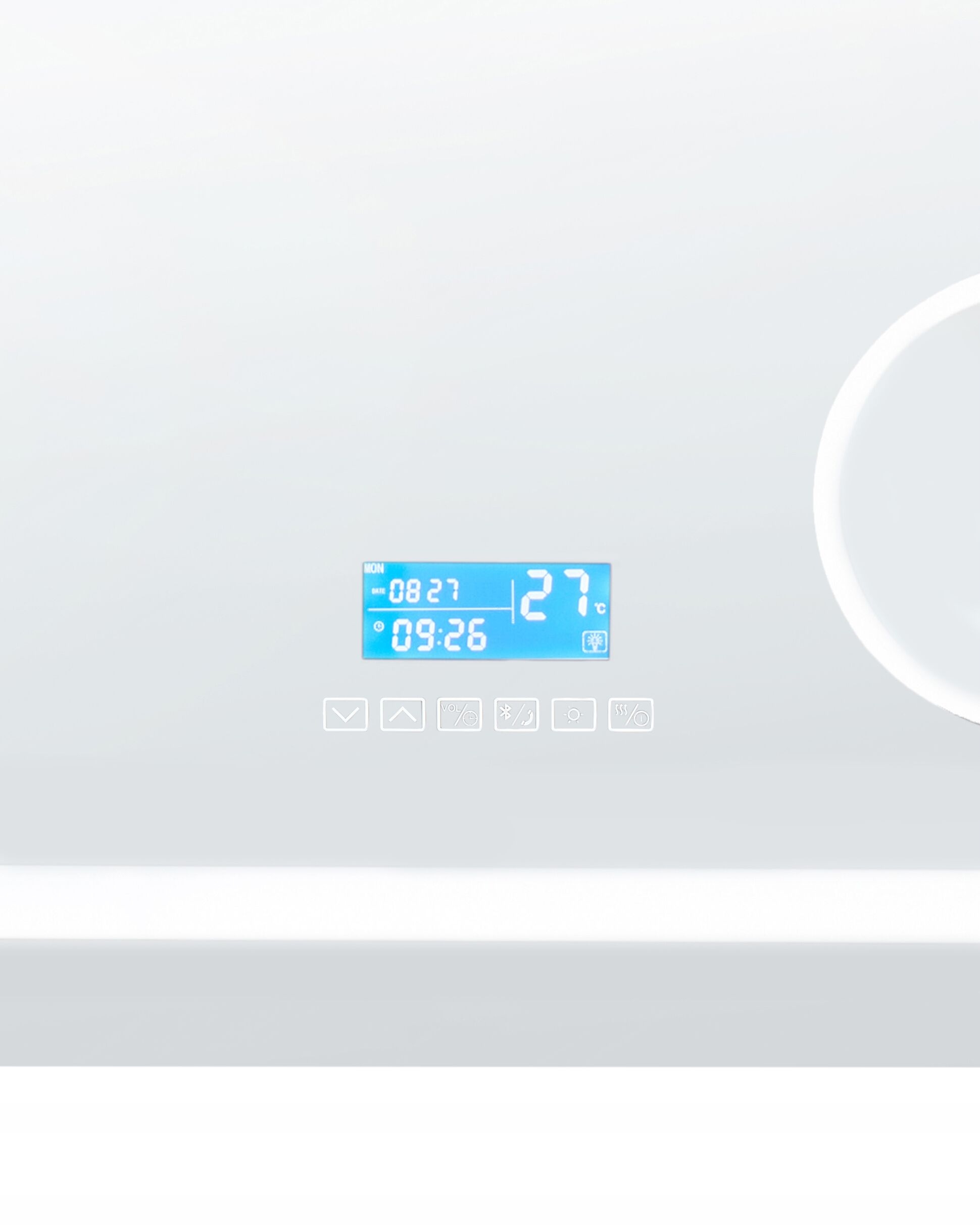 Wbudowany wyświetlacz LCD z zegarkiem