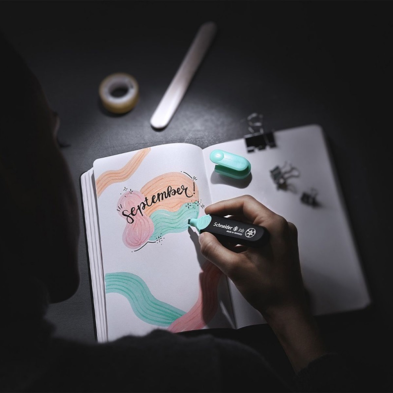 Funkcjonalność i różnorodność kolorów w zestawie