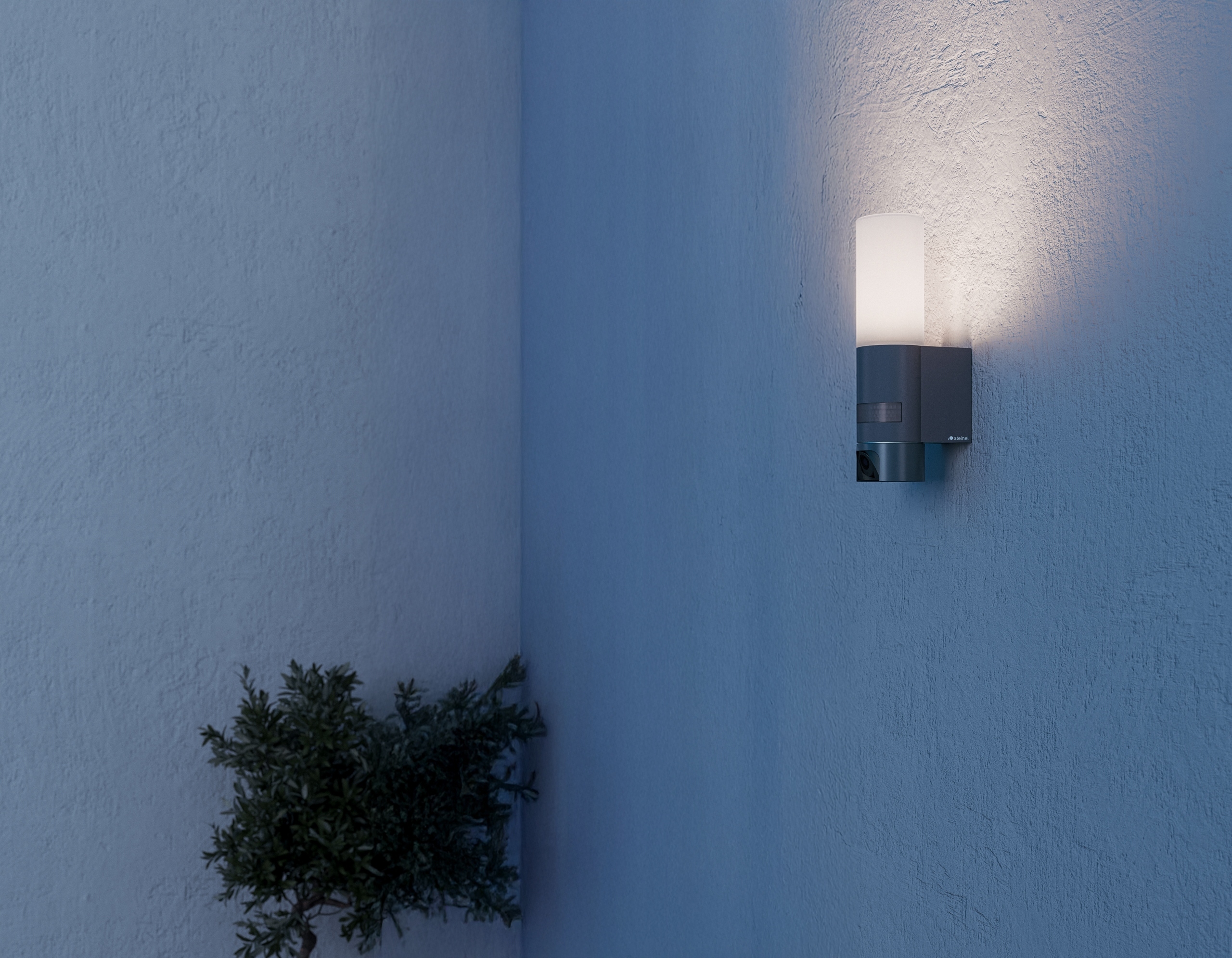 Ciepłe białe światło LED – Przyjemne oświetlenie o jasności 925 lm