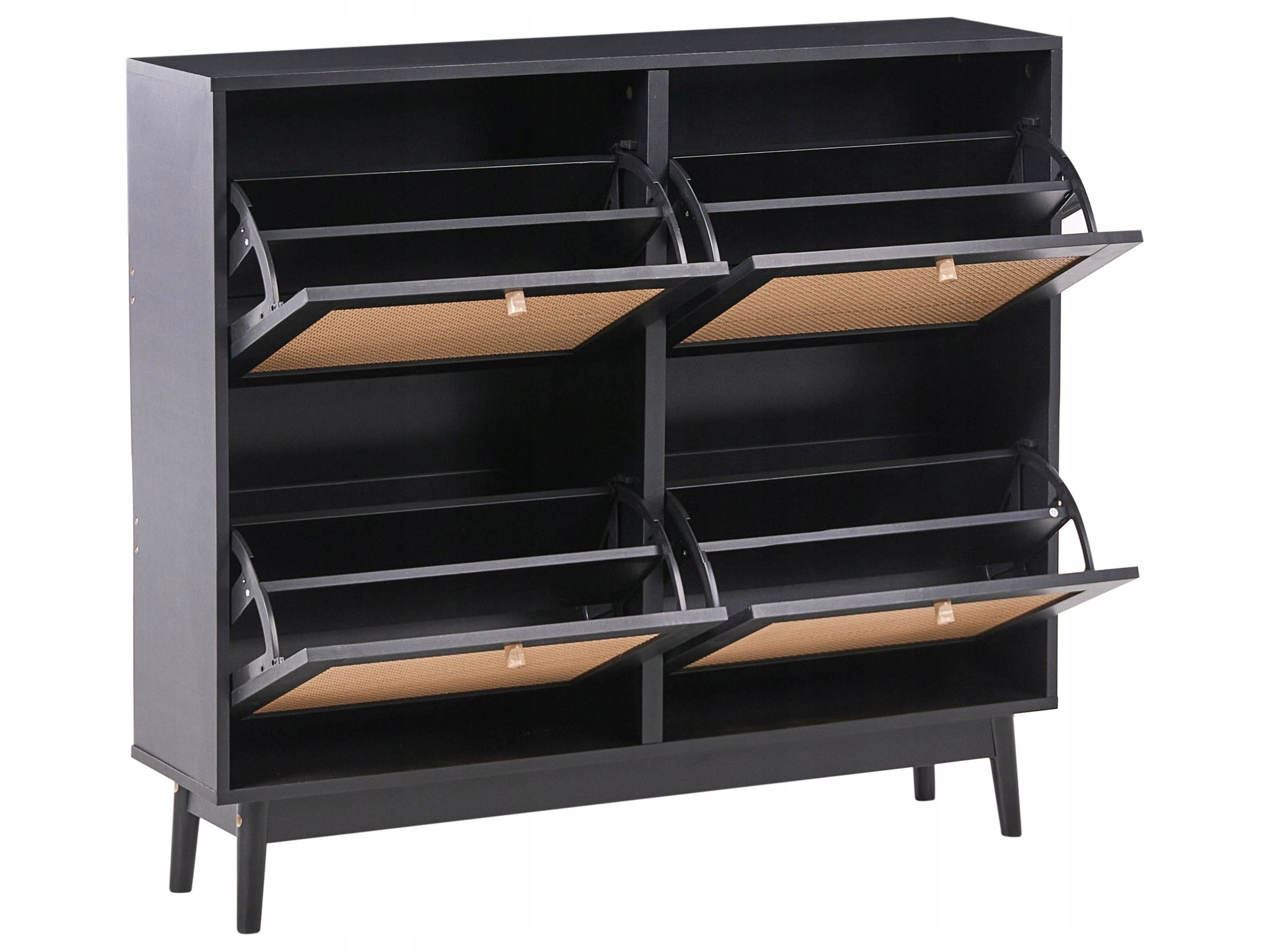 Przestronne zamykane przegródki na buty