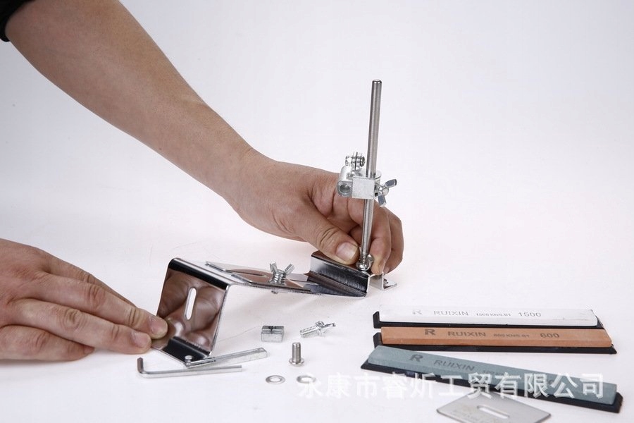 Regulacja kąta ostrzenia od 5 do 90 stopni