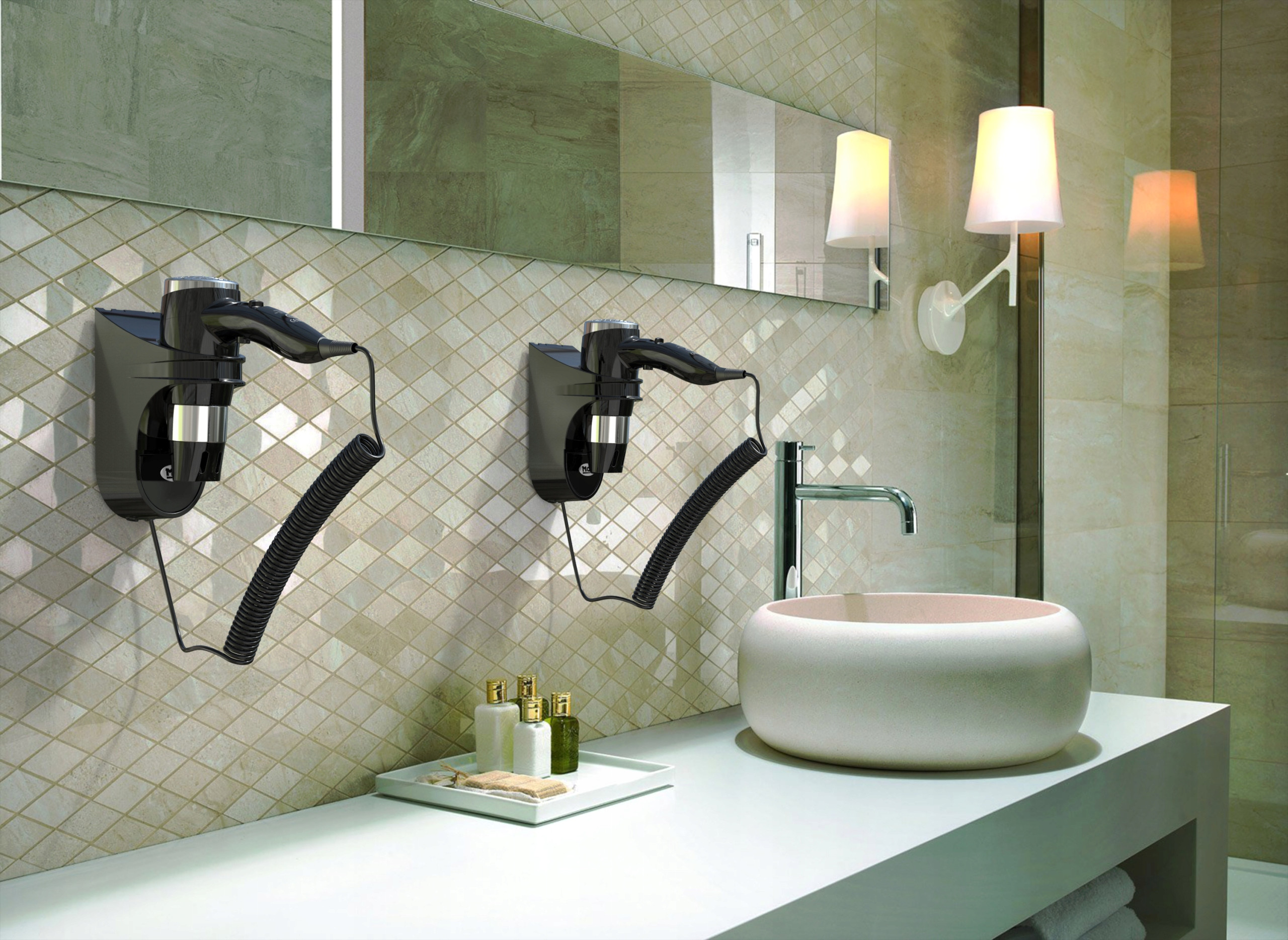 Estetyka i design – Czarna i chromowana obudowa