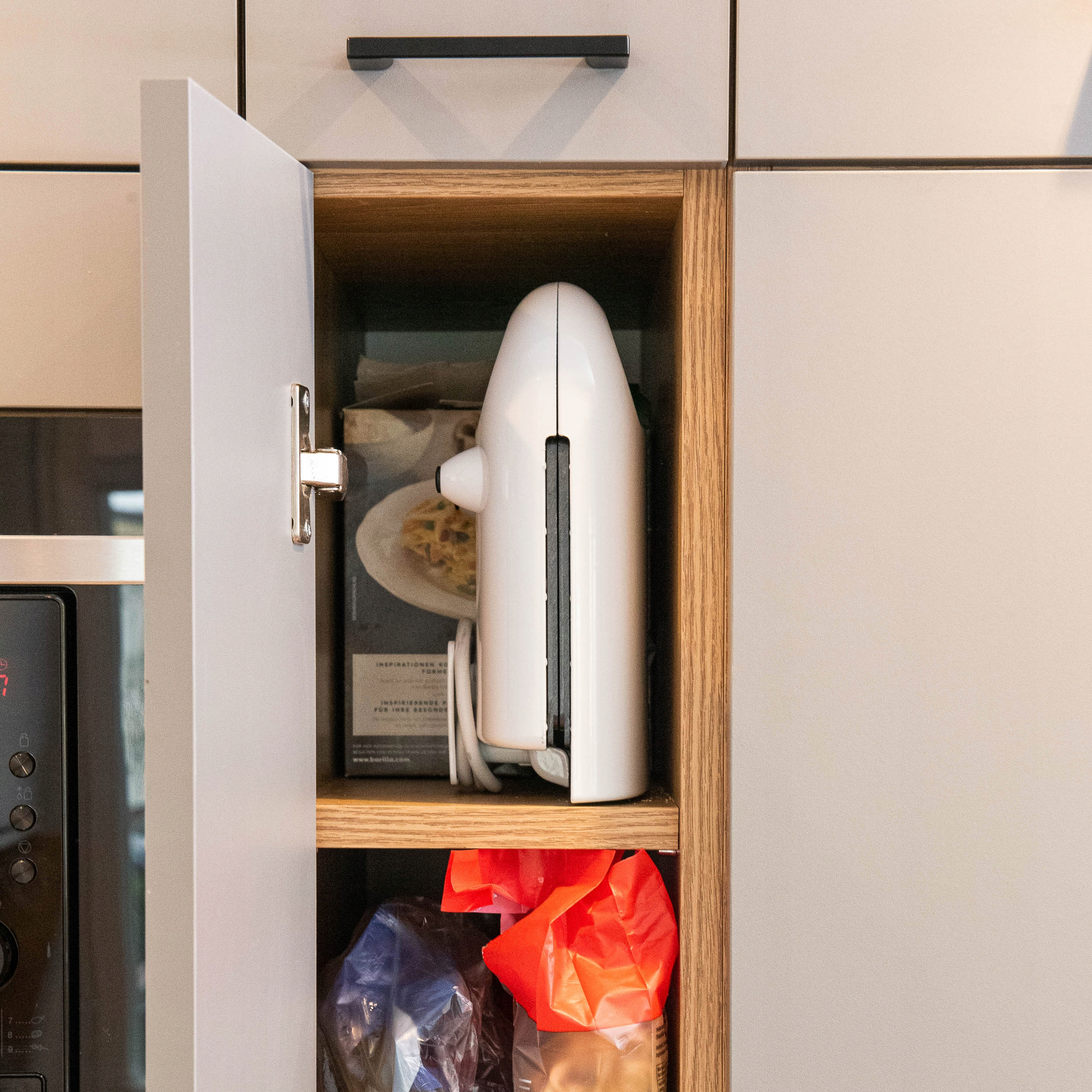 Kompaktowy design i łatwe przechowywanie