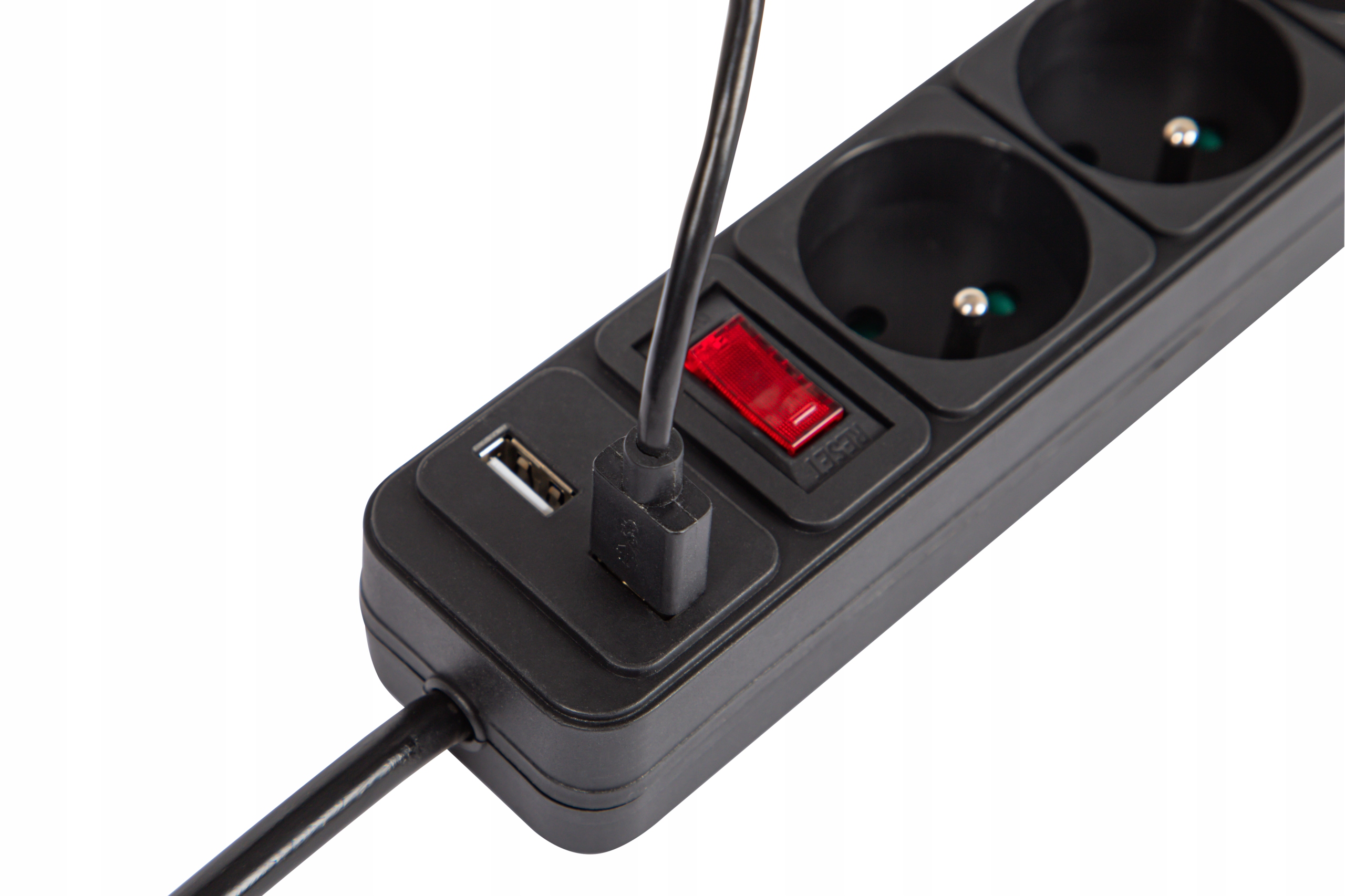 Dwa gniazda USB do ładowania urządzeń