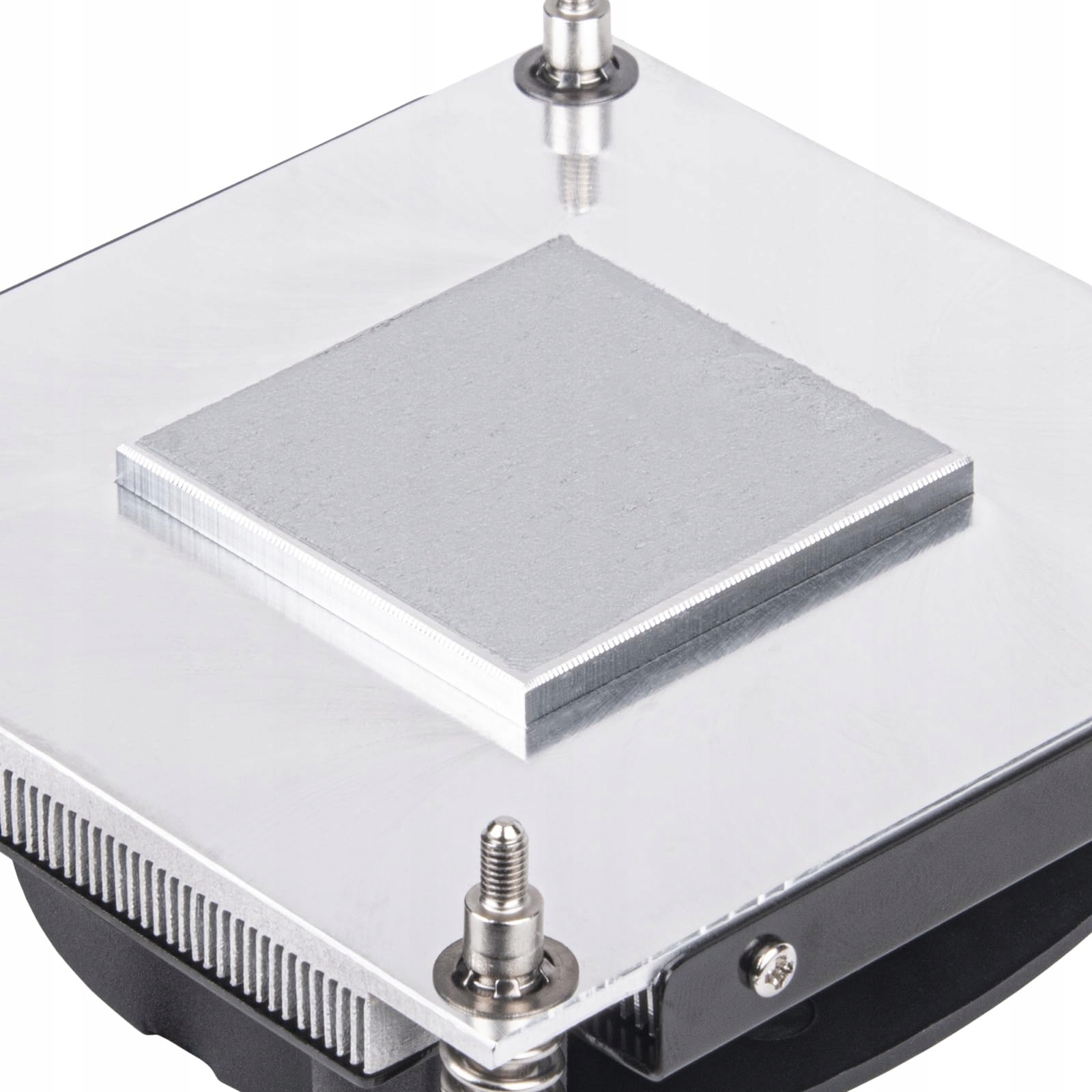 Kompaktowy design – idealne do systemów 1U