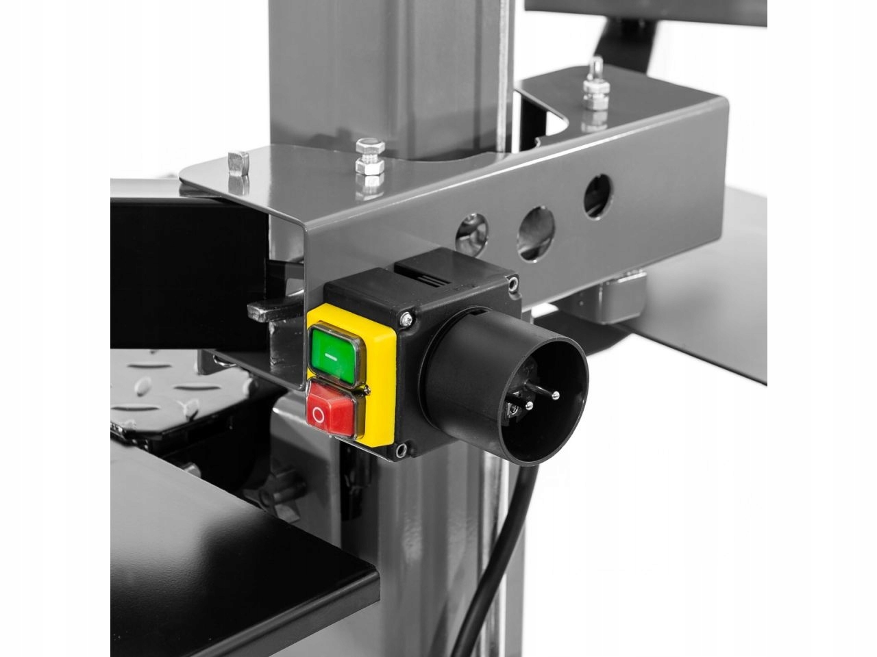 Maksymalne parametry łupania: siła nacisku i średnica drewna