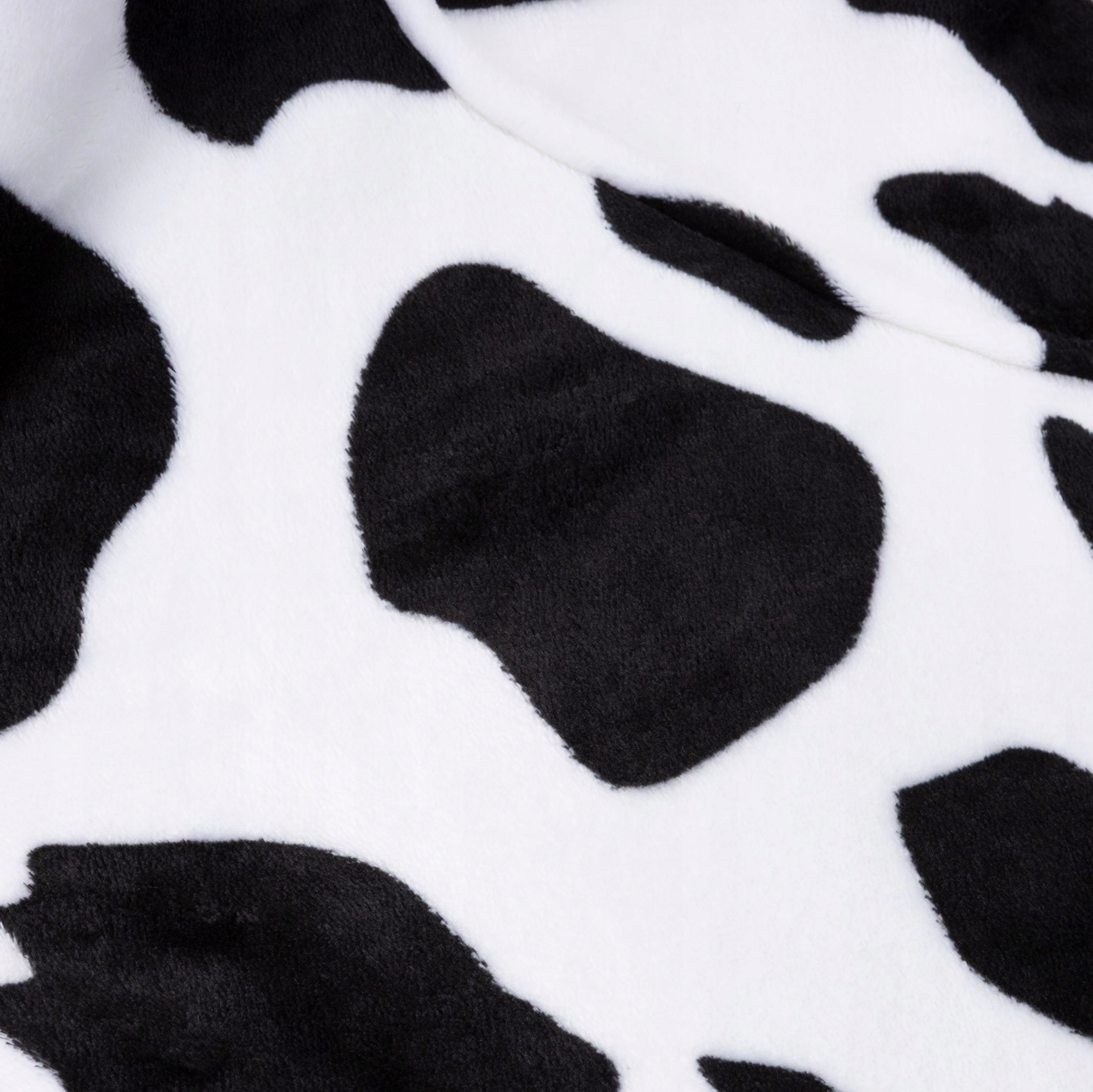 Ciepły i przyjemny materiał – idealny na jesień i zimę