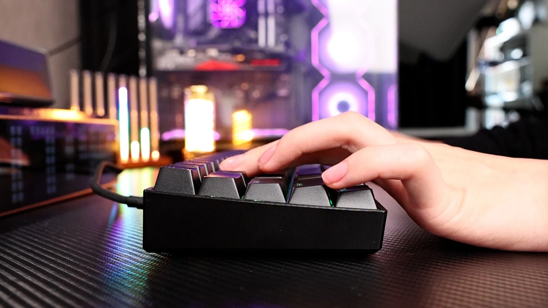 Funkcje gamingowe – N-Key Rollover i regulacja punktu aktywacji