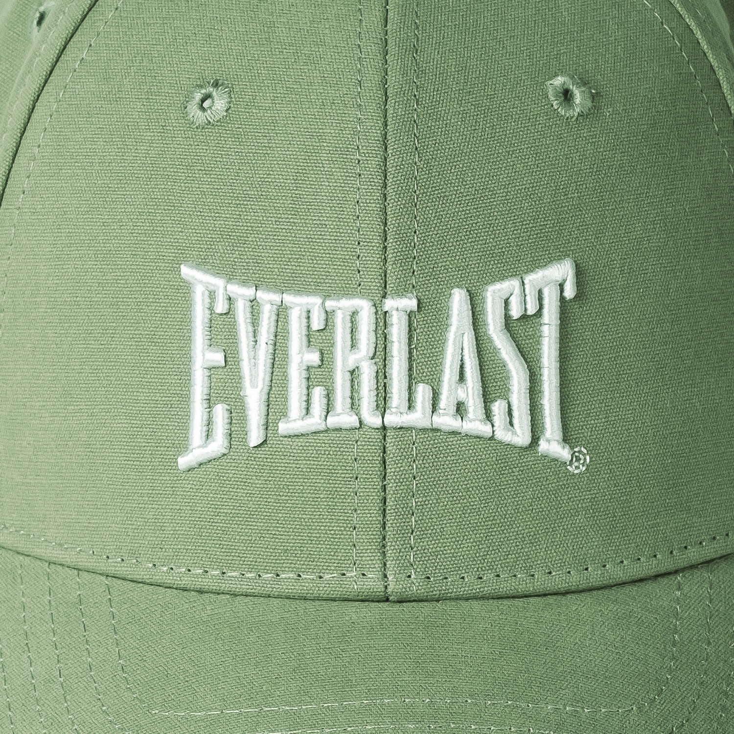 Haftowane logo EVERLAST – Klasyczny design i jakość