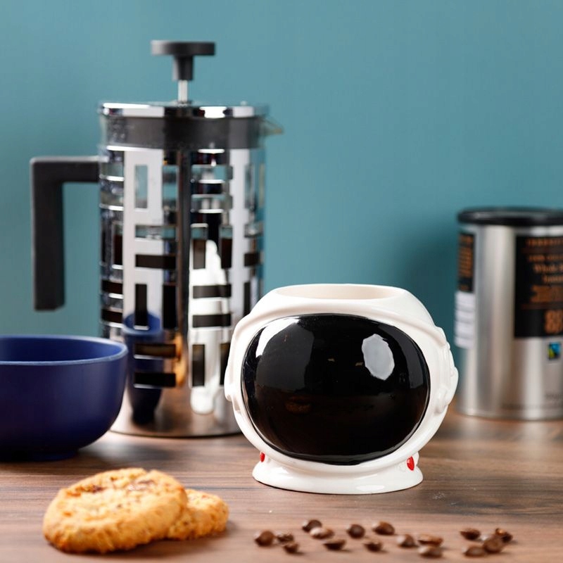 Kubek Ceramiczny 400 ml - Hełm Astronauty – Kosmiczny gadżet do Twojego domu