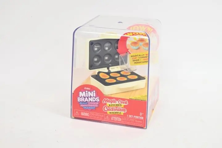 ZURU Mini Brands Magic Cook piekarnik 77789J – Kreatywna zabawa w kuchni
