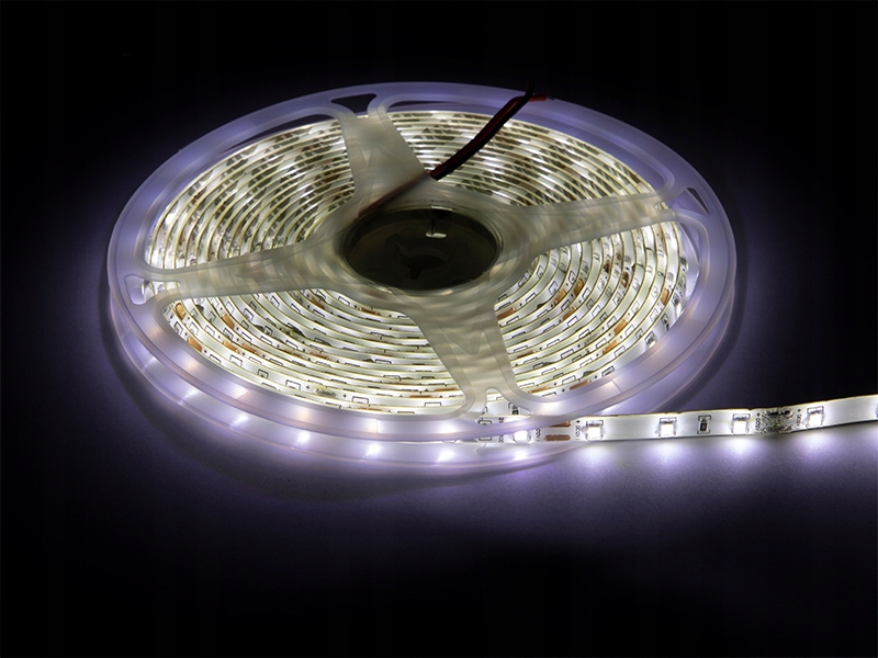 Długość i ilość diod – 300 diod 2835 SMD