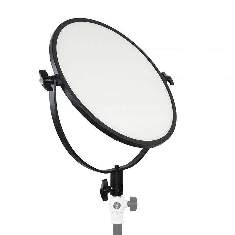 Wbudowany dyfuzor dla miękkiego i równomiernego rozproszenia światła