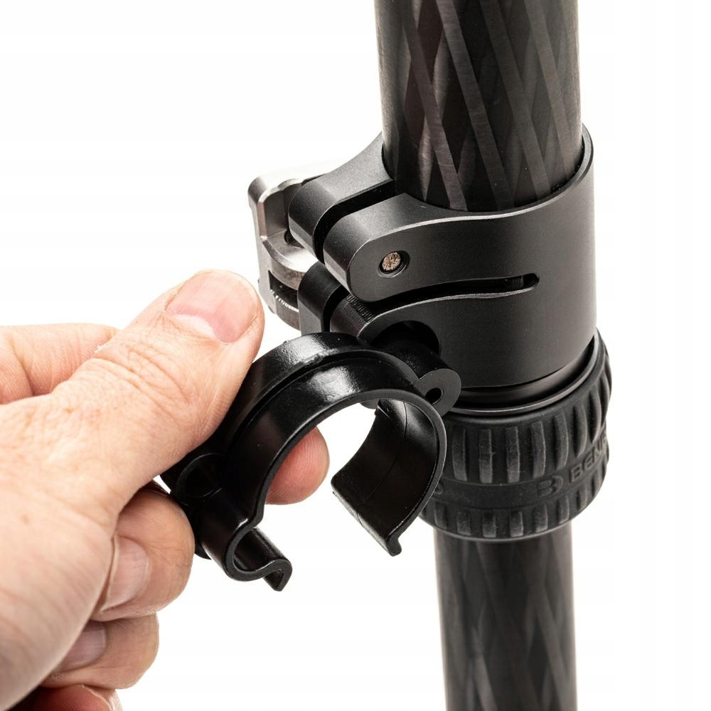 Uniwersalny gwint do montażu głowic fotograficznych