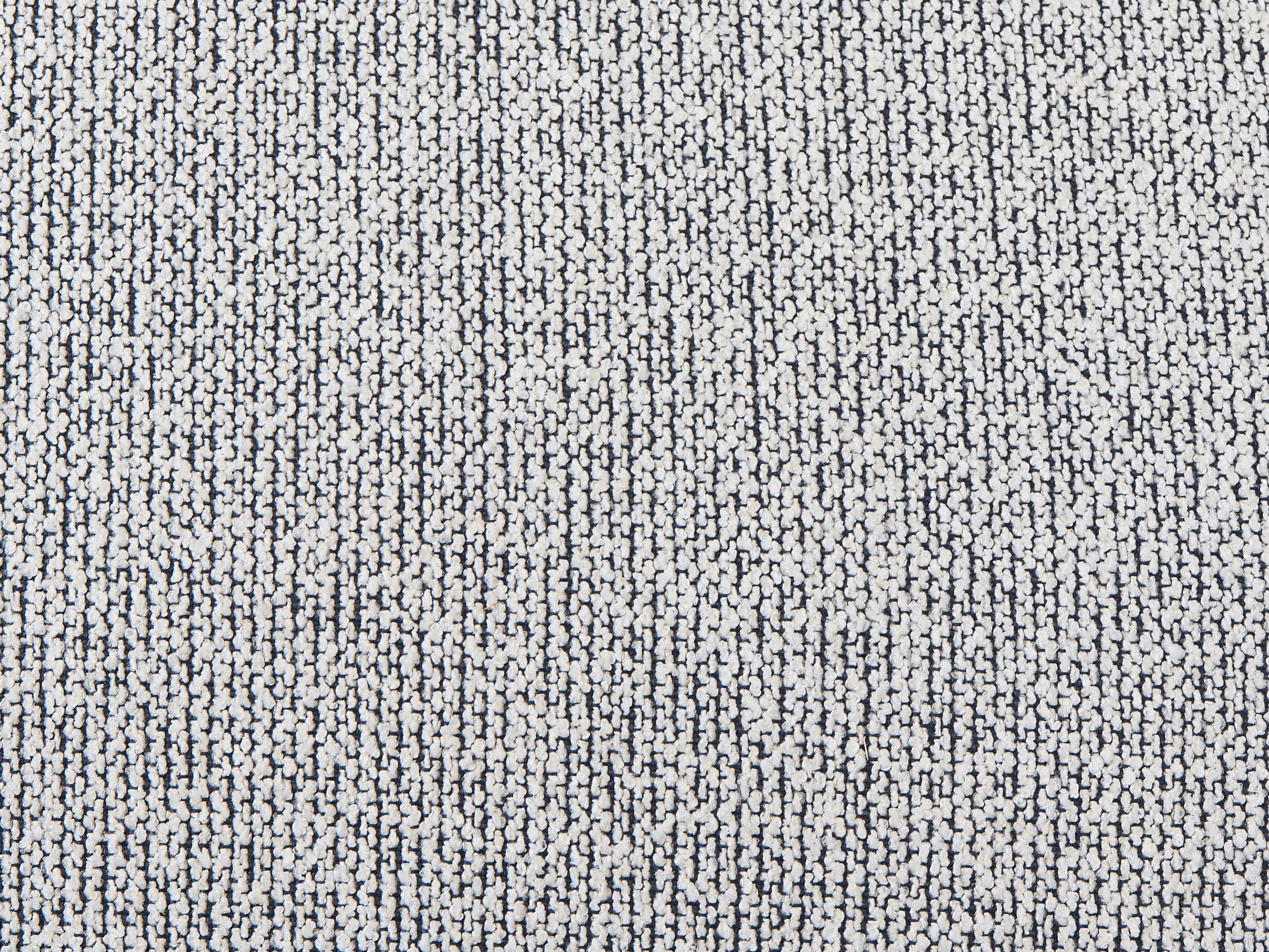 Wygodne siedziska i solidna konstrukcja