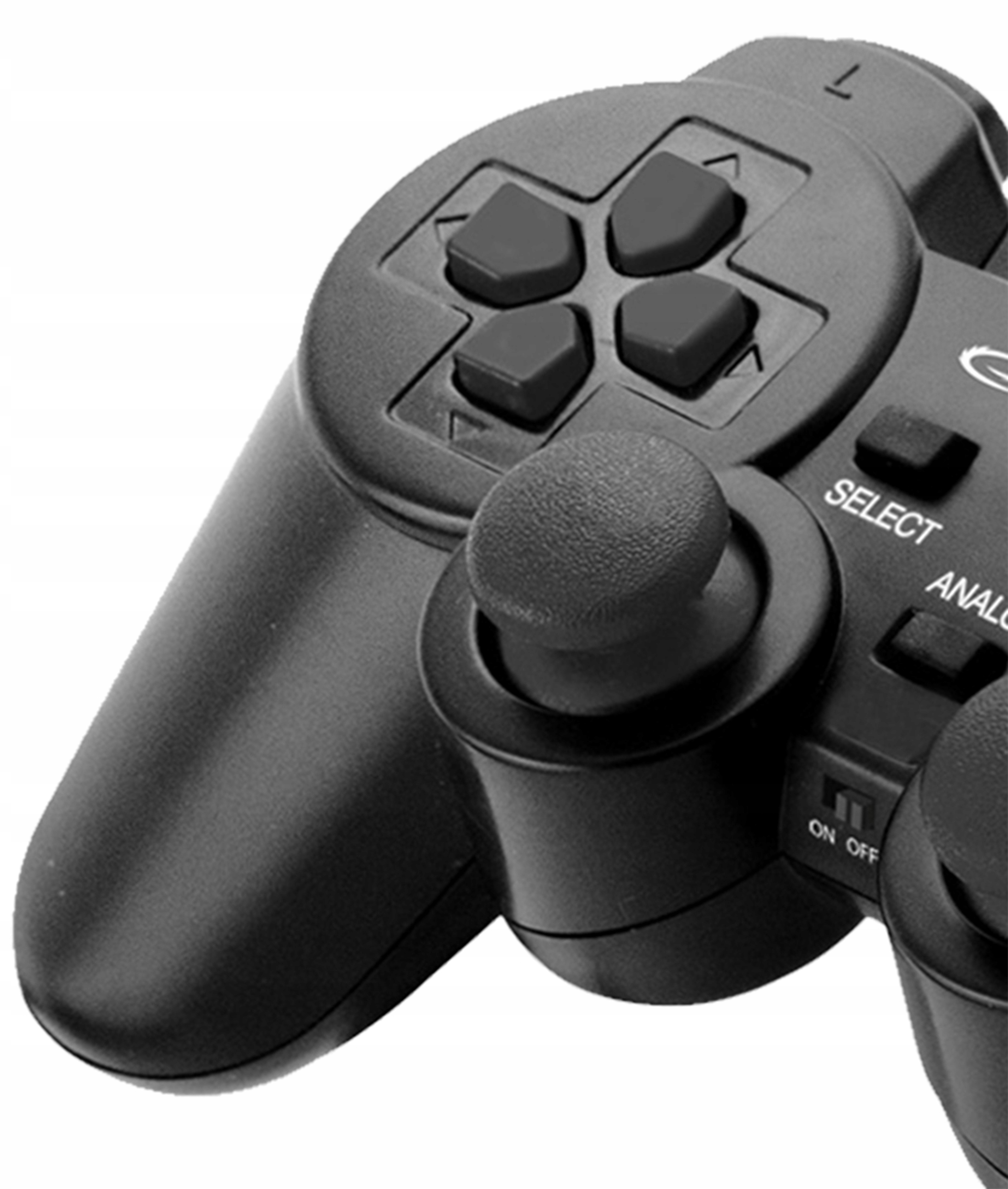 Precyzyjne sterowanie – 12 przycisków i dwa analogowe gałki