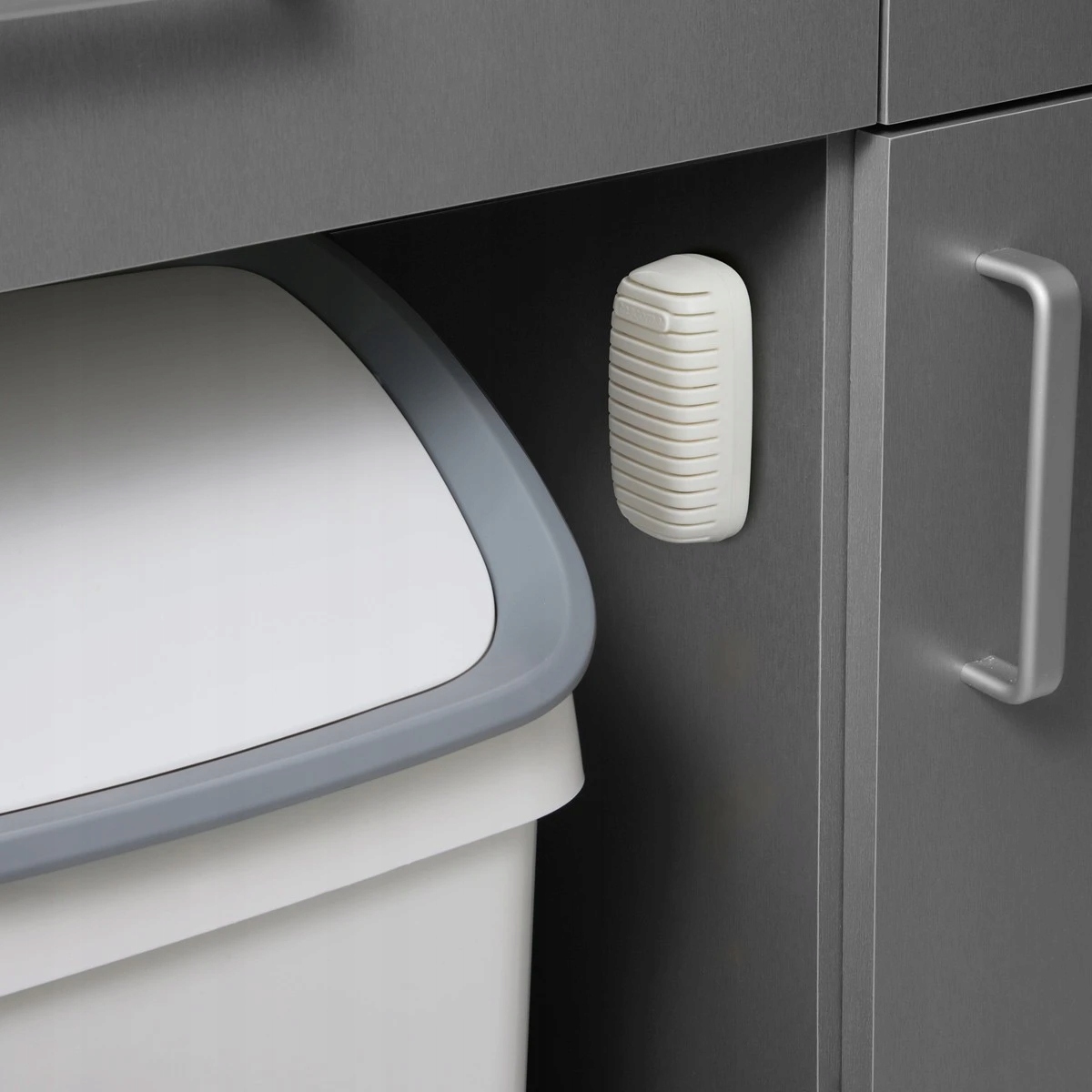 Wykonanie z wytrzymałego tworzywa sztucznego