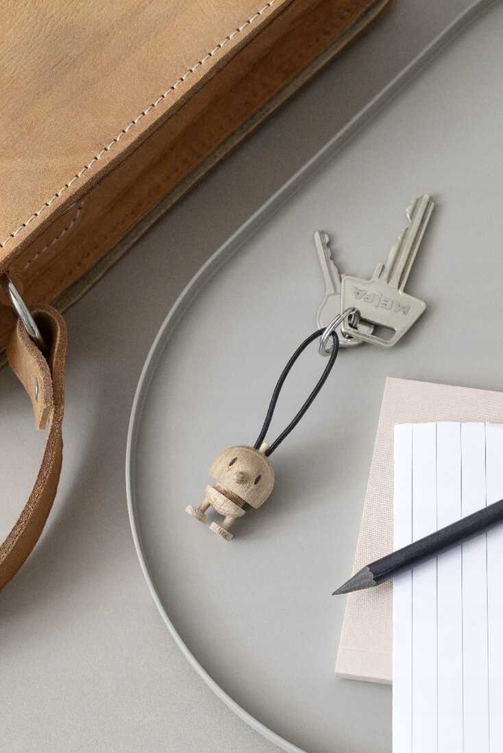 Zawieszka brelok na klucze Bumble Raw Oak Hoptimist – Uśmiech w Twojej kieszeni