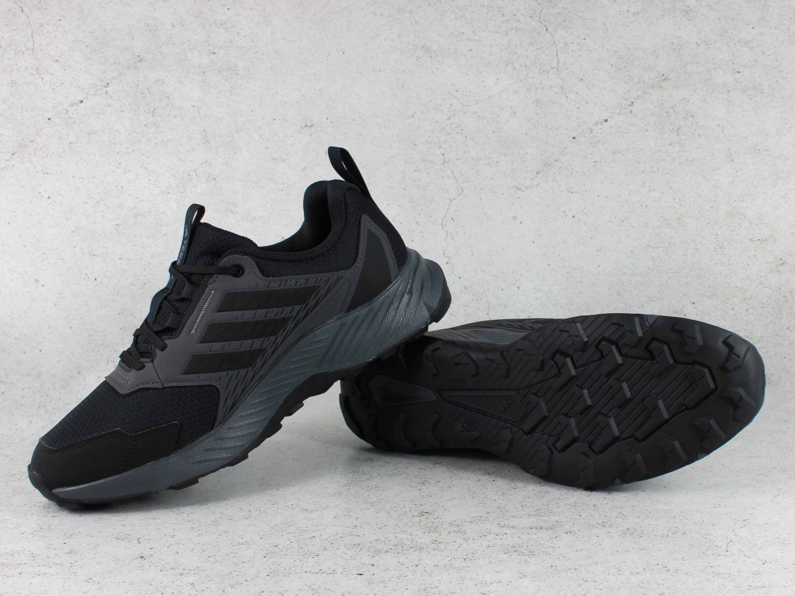 Stylowy design – idealne na co dzień i wędrówki