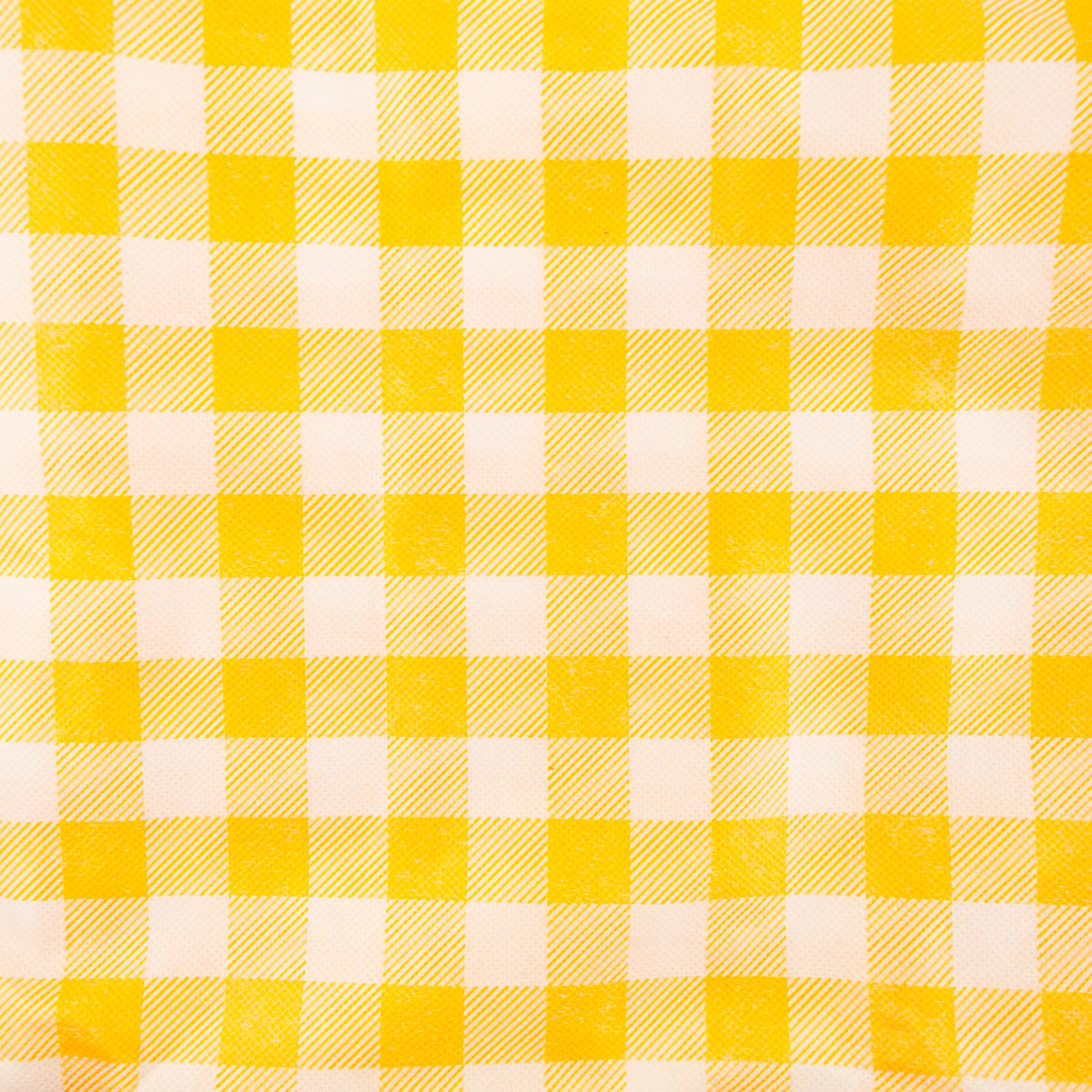 Atrakcyjny design – żółta krata, która przyciąga wzrok