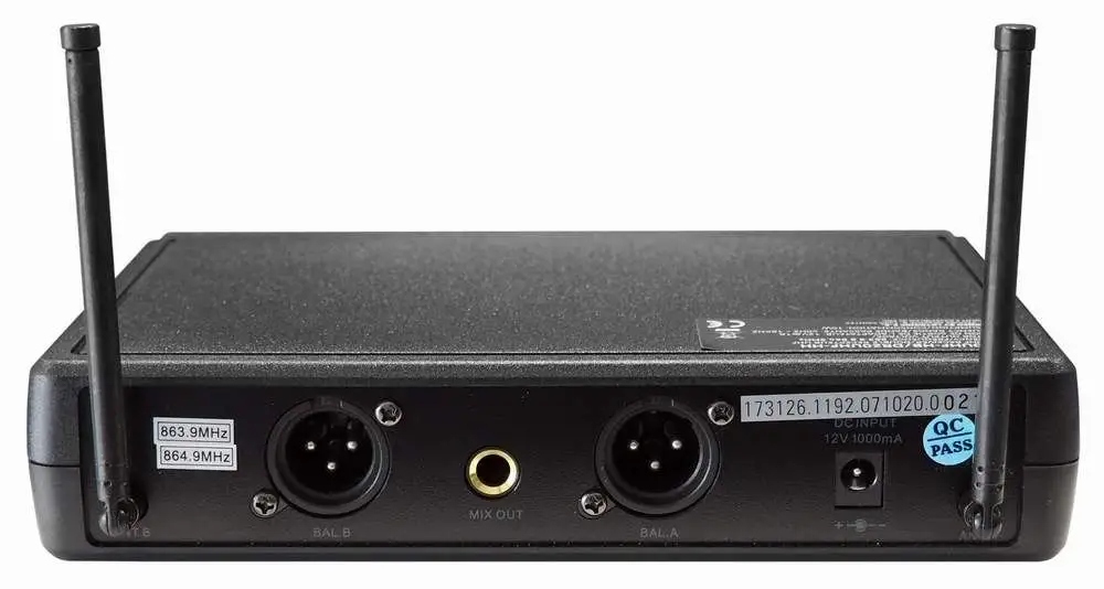 Złącza wyjściowe – XLR i Jack 6.35mm