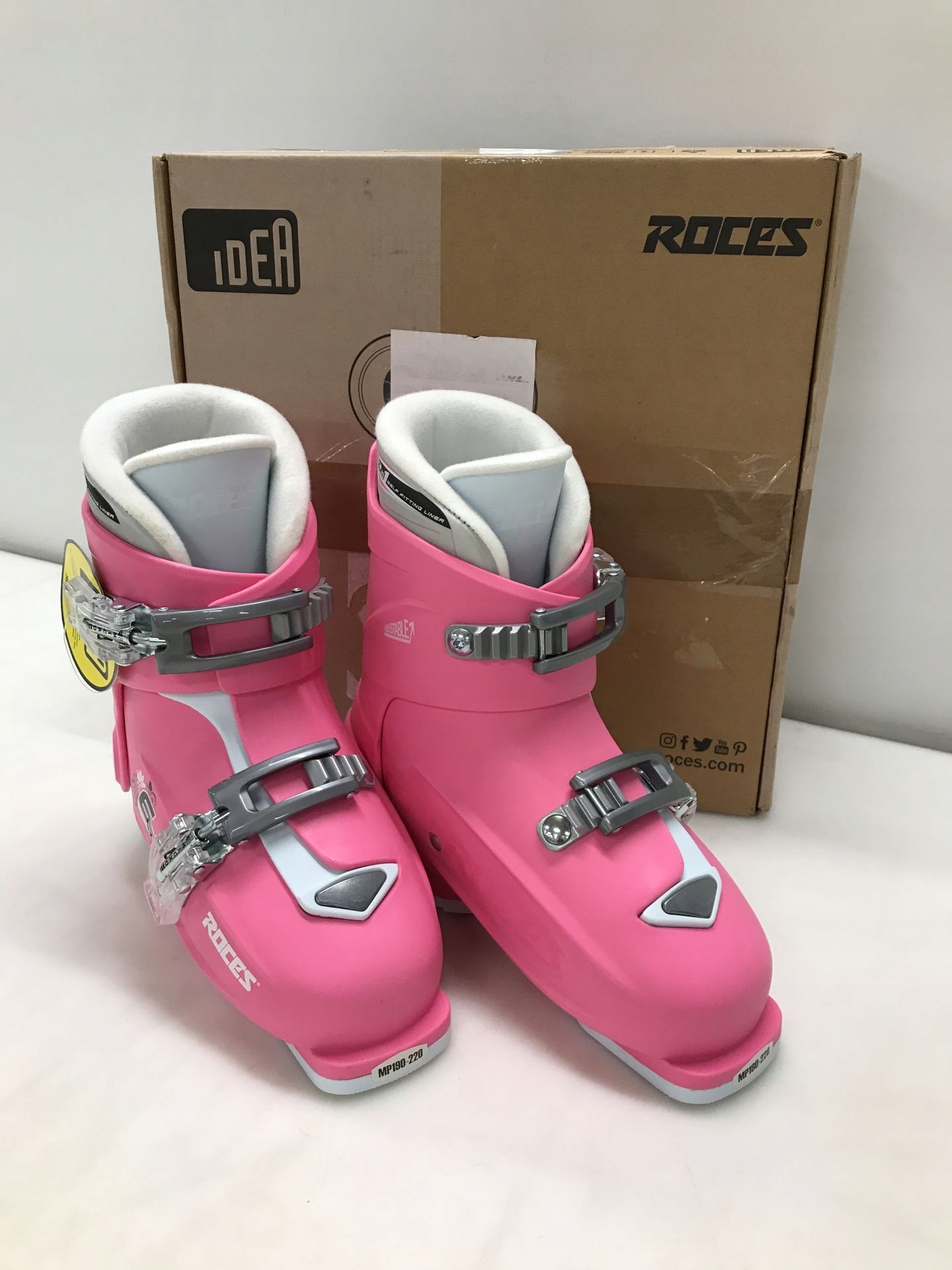 Buty narciarskie Idea Up Junior różowo-białe 450491 009 30-35 – Idealne dla młodych narciarzy