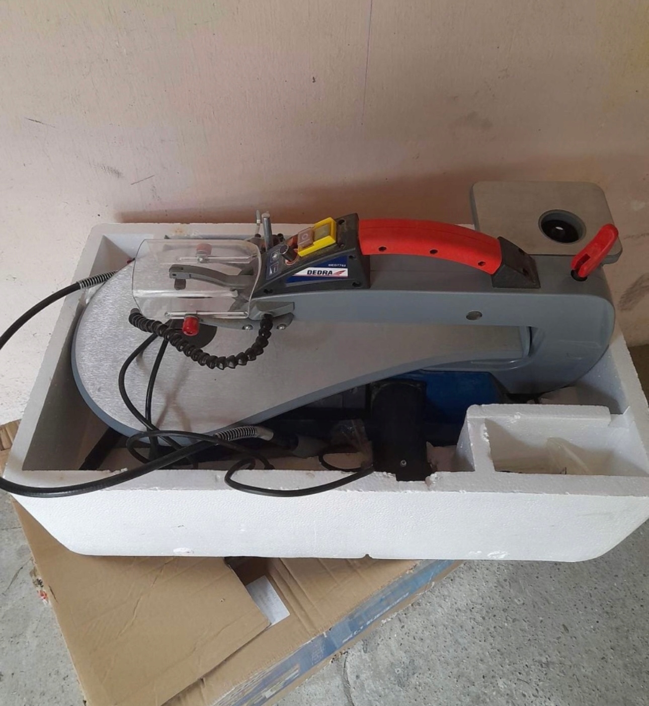 Solidna konstrukcja z aluminium