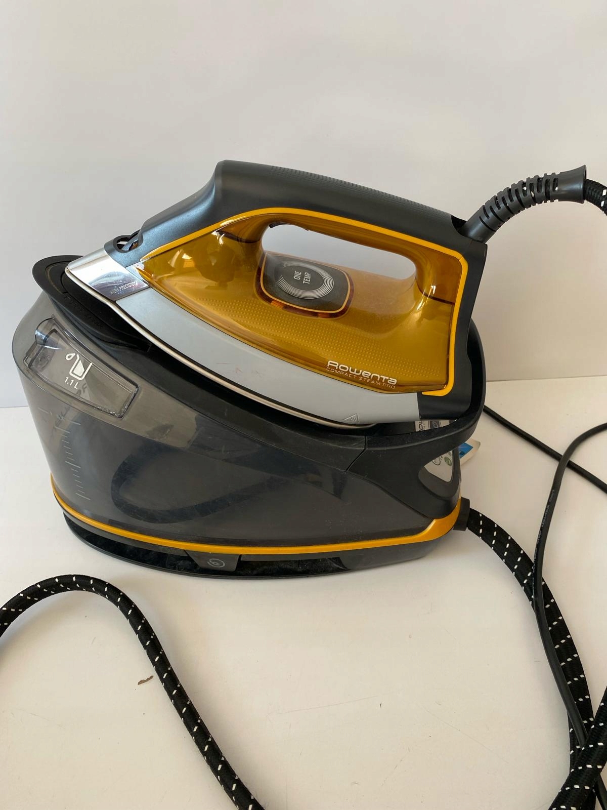 Duża pojemność zbiornika na wodę – 1,1 litra