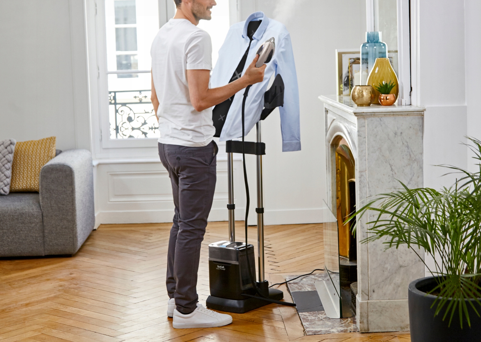 Ergonomiczna konstrukcja – Prasowanie w pionie i pod kątem