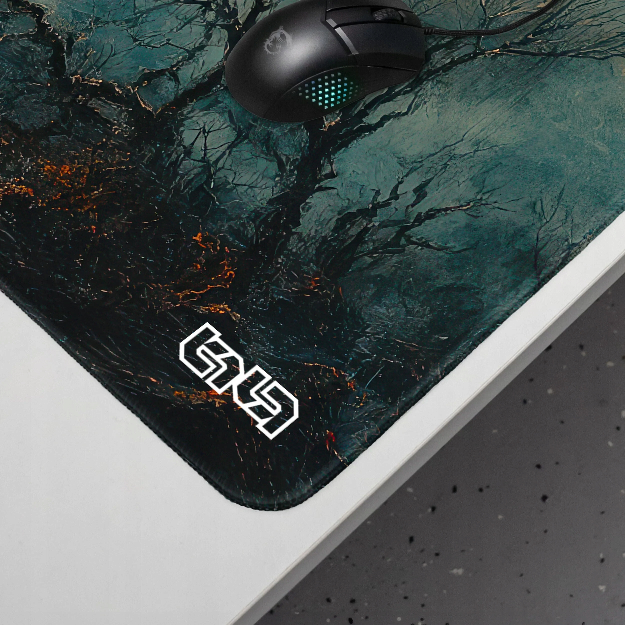 Ręcznie obszyte krawędzie – Trwałość i elegancja