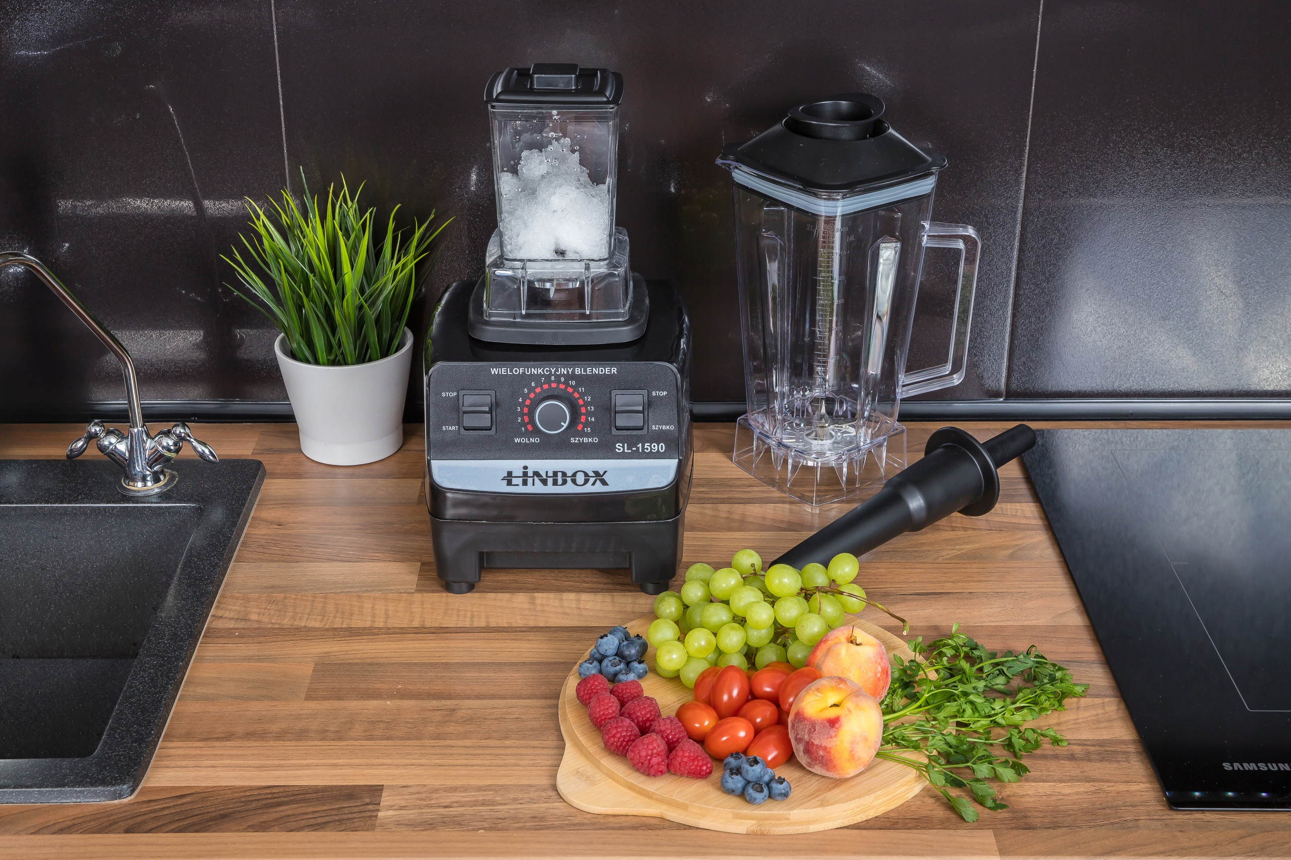 4w1 Blender Kielichowy Młynek Kubek 800W 2L – Wszechstronność w Twojej Kuchni