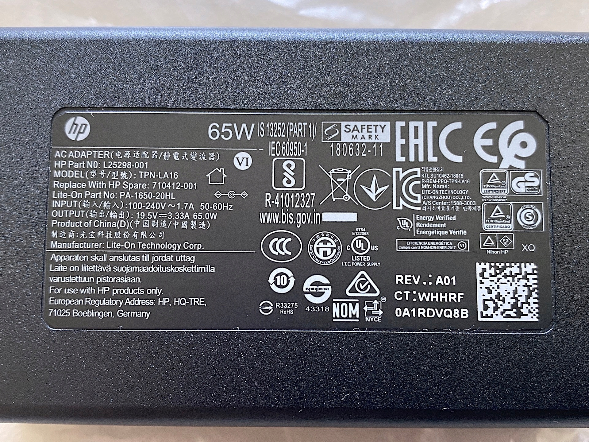 Moc zasilacza 65W – Stabilne zasilanie dla Twojego laptopa