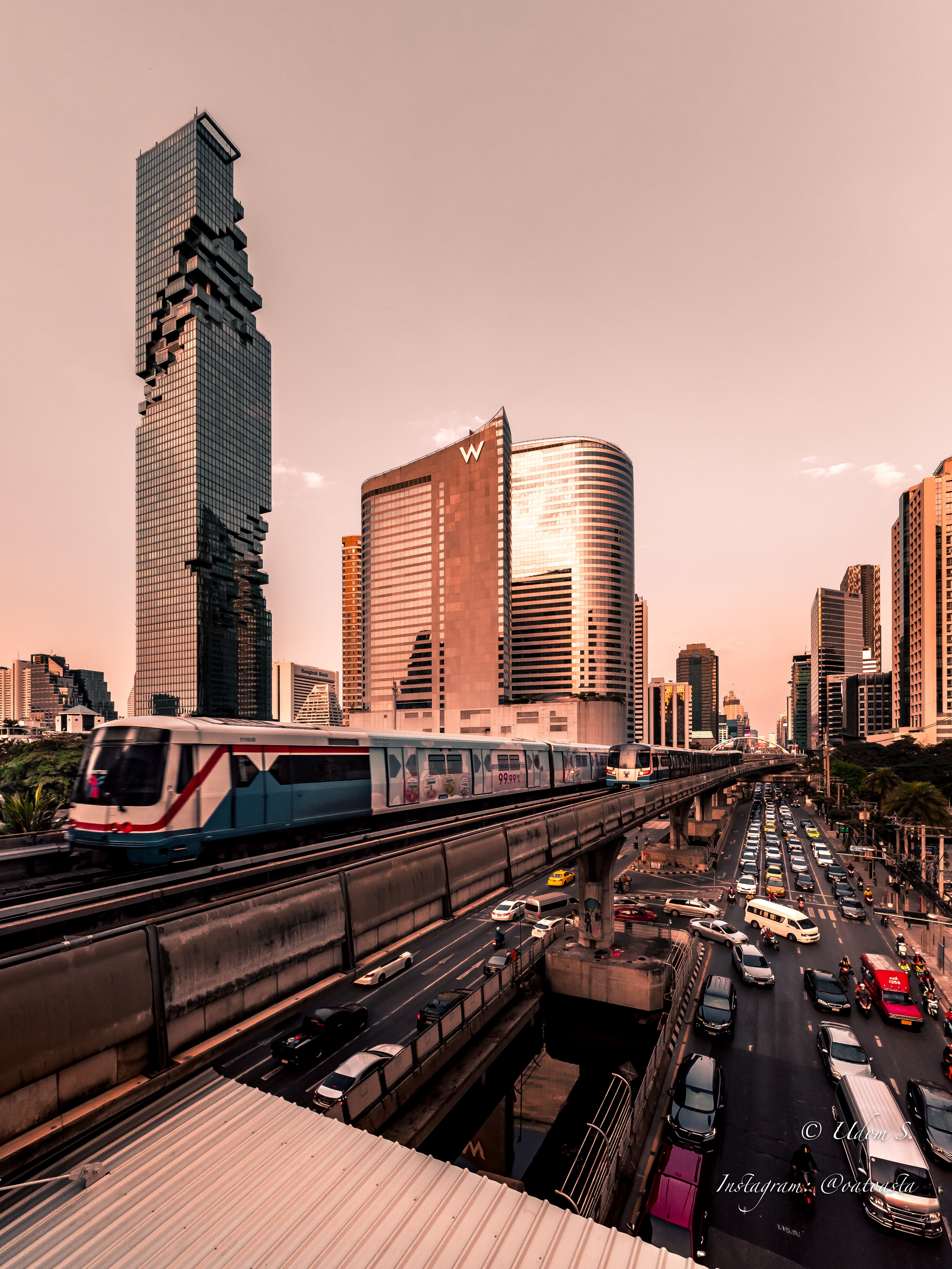 Obiektyw Venus Optics Laowa C-Dreamer 6 mm f/2,0 do Micro 4/3