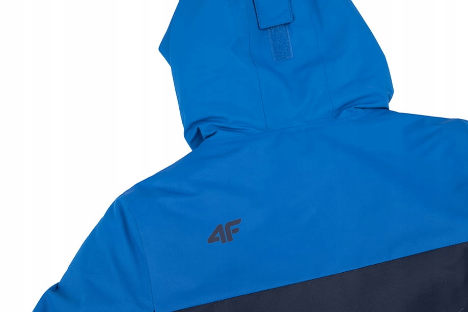 Zintegrowany kaptur z regulacją głębokości