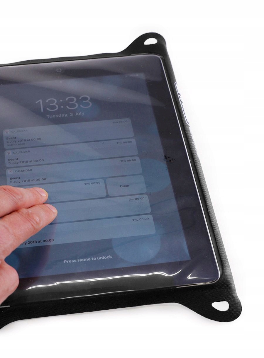 Praktyczne otwory do mocowania etui