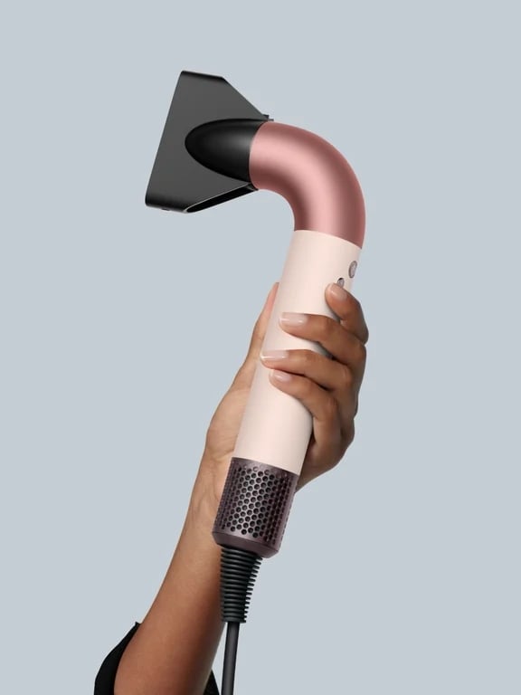 Ergonomia i design – Długość przewodu 2,7 m i lekka konstrukcja