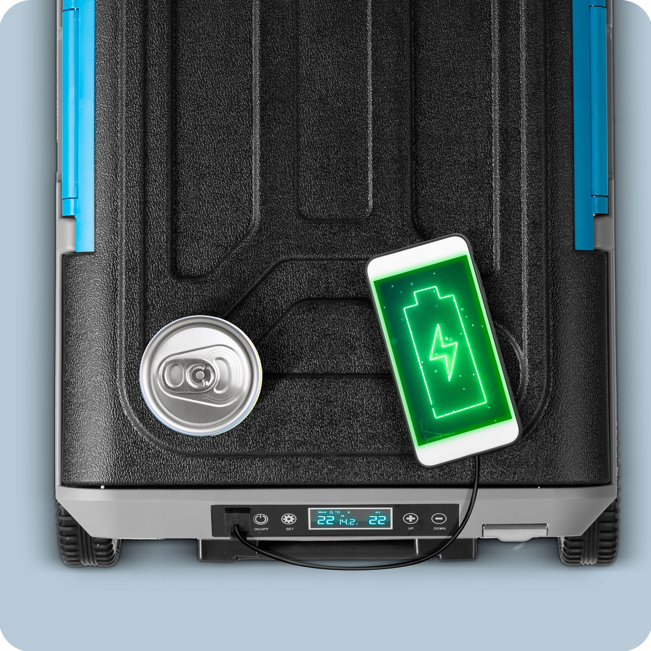 Imponująca pojemność - przechowuj ponad 100 puszek