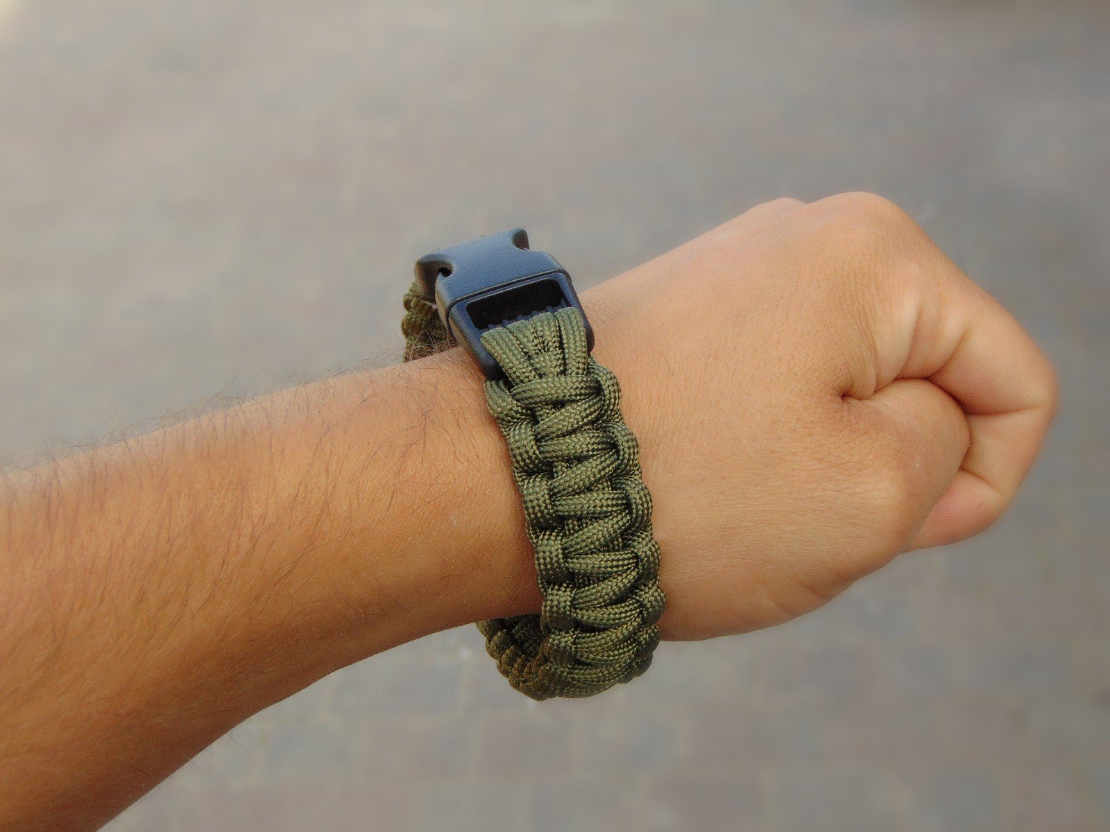 bransoletka-paracord-oliv-zielona-23mm-5.jpg