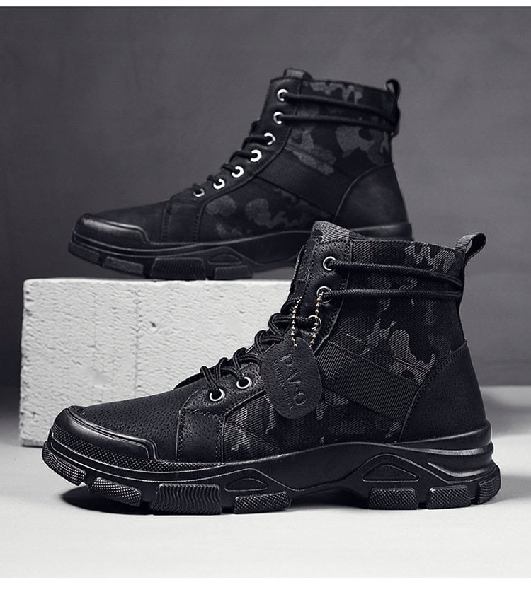 Stylowy Design z Militarnym Motywem
