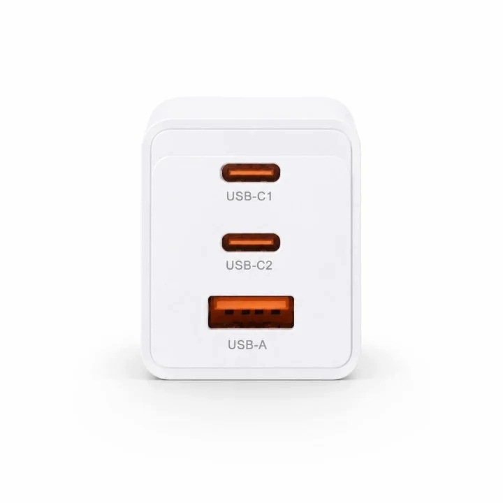 Wiele portów: 2 x USB-C oraz USB-A dla wygody użytkowania