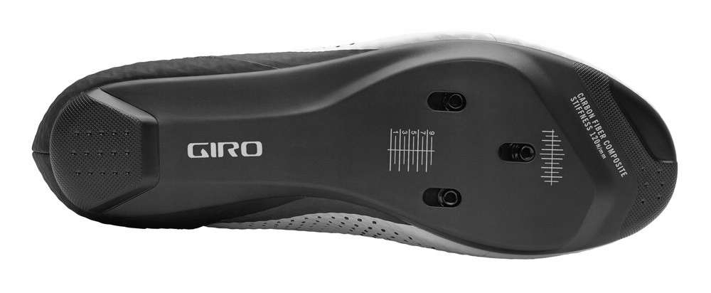 Karbonowa podeszwa dla optymalnego transferu mocy